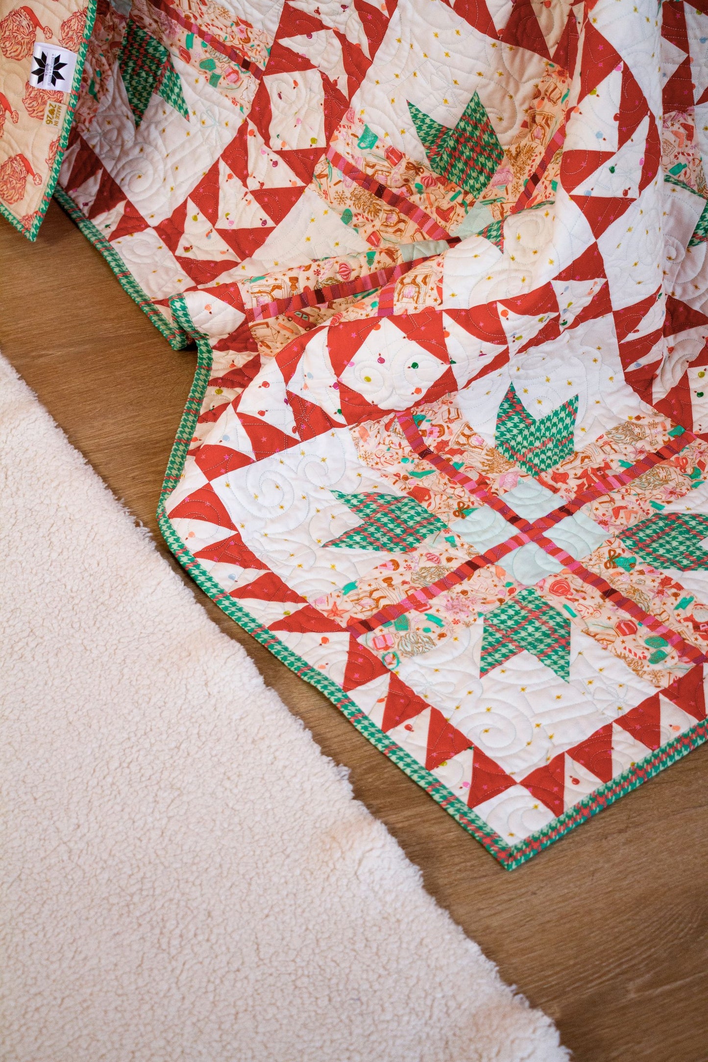 Peppermint Presents Quilt Pattern | Printed Booklet
