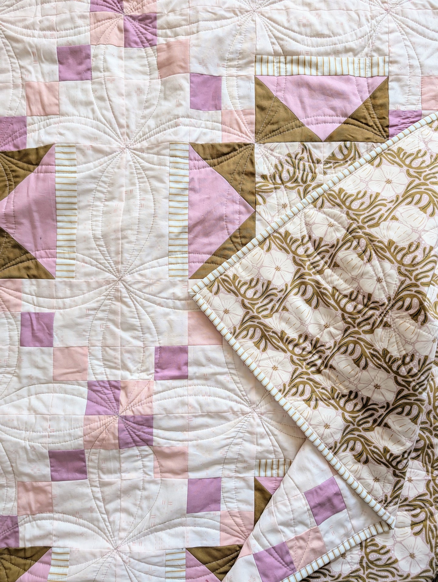 Amour Blooms Quilt