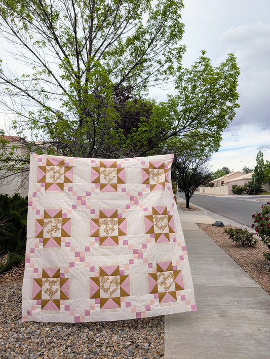 Amour Blooms Quilt