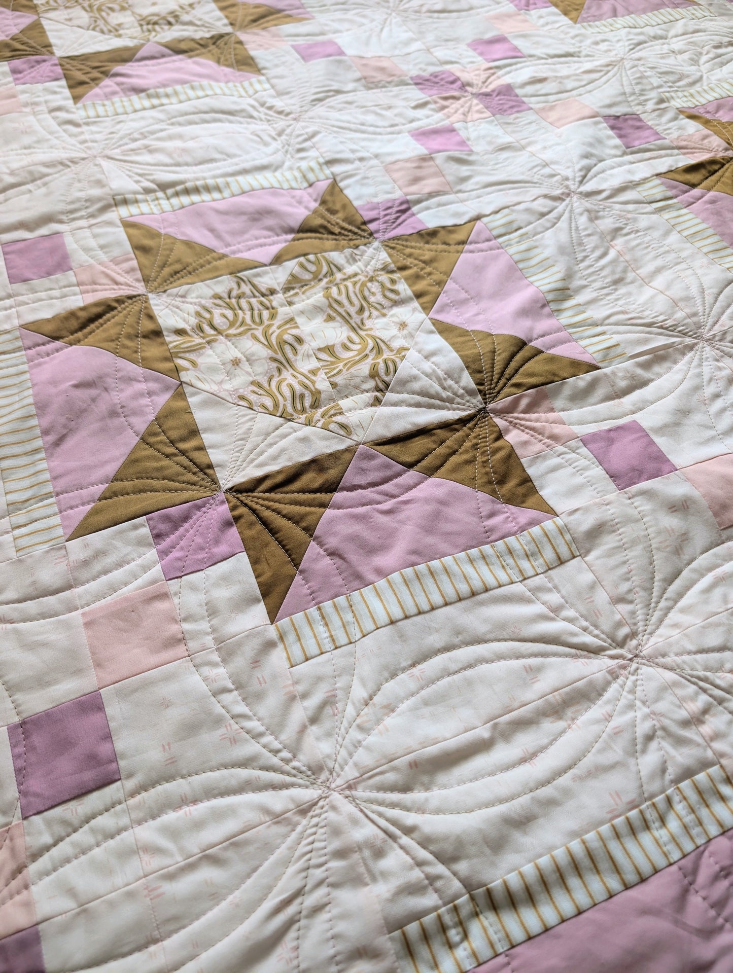 Amour Blooms Quilt