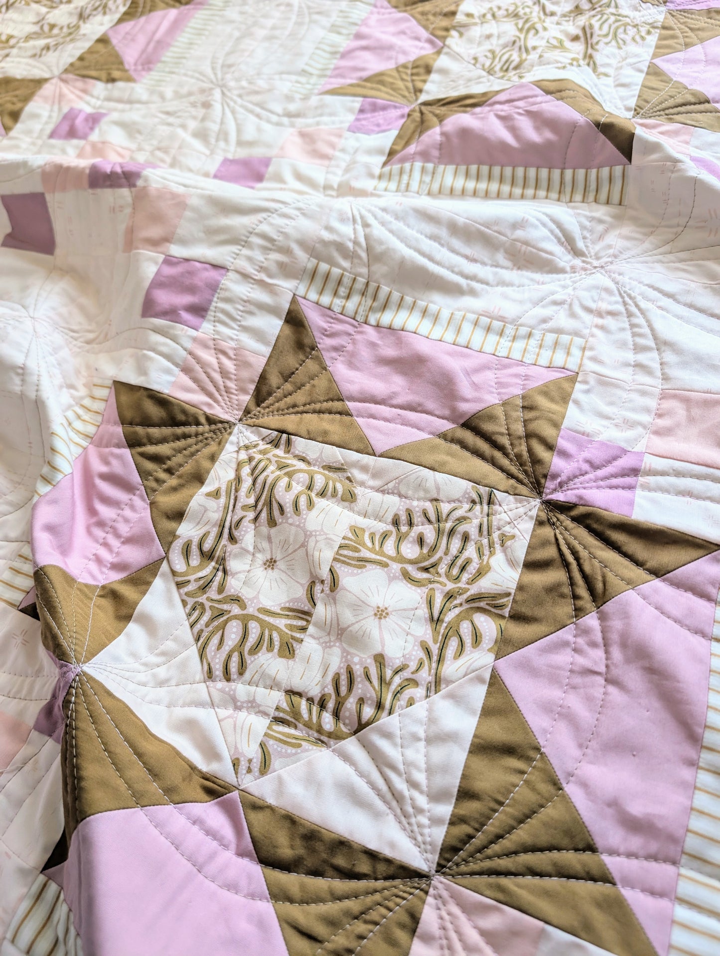 Amour Blooms Quilt