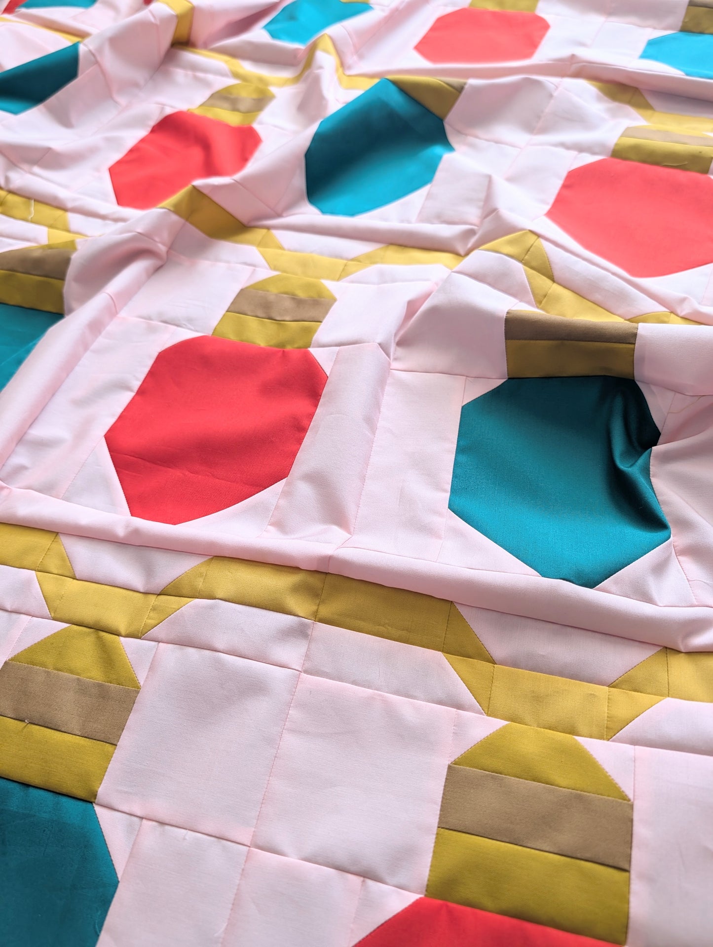 Let It Glow Quilt Pattern | WHOLESALE