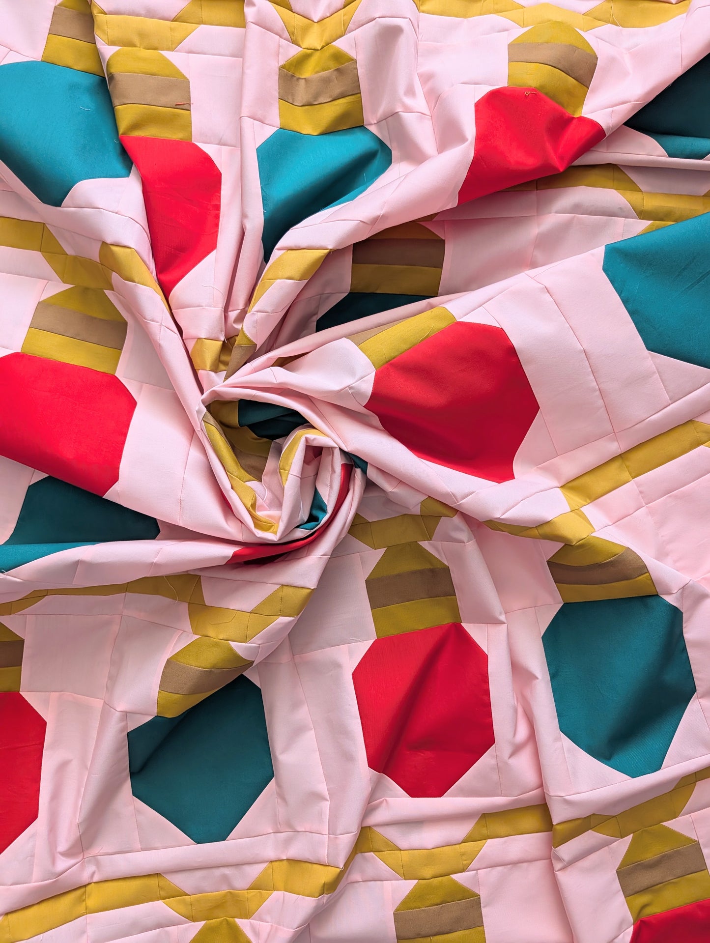 Let It Glow Quilt Pattern | WHOLESALE