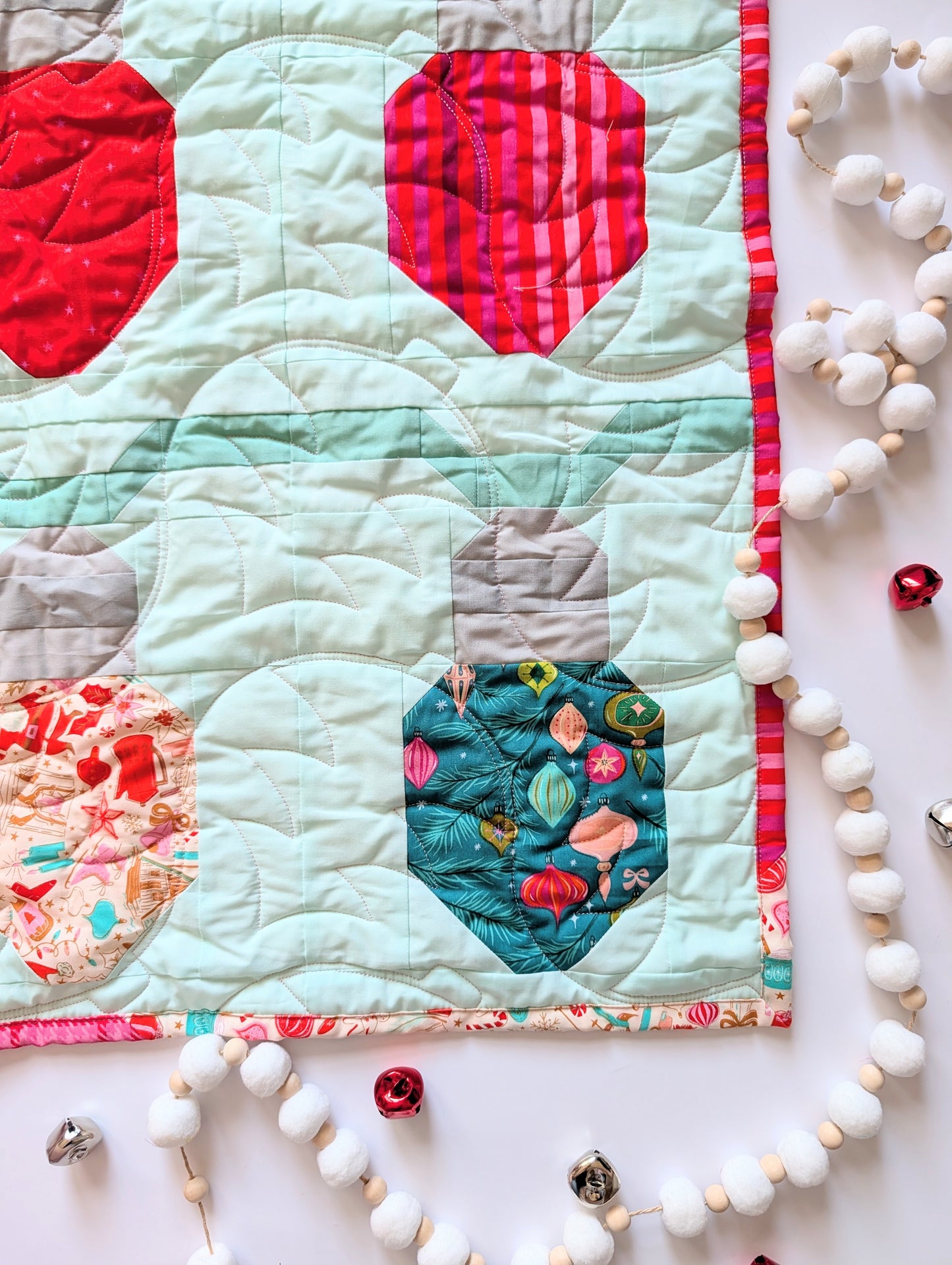 Let It Glow Quilt Pattern | WHOLESALE