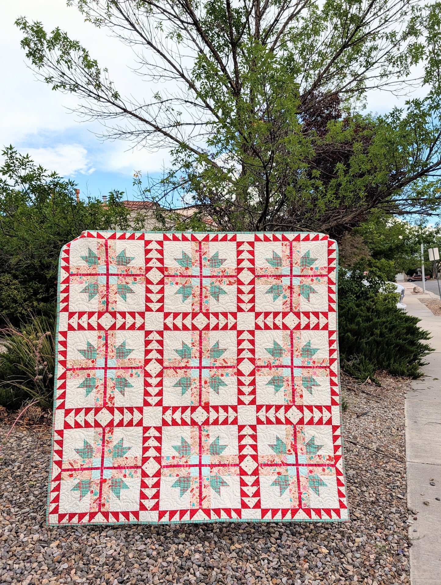 Peppermint Presents Quilt Pattern | WHOLESALE